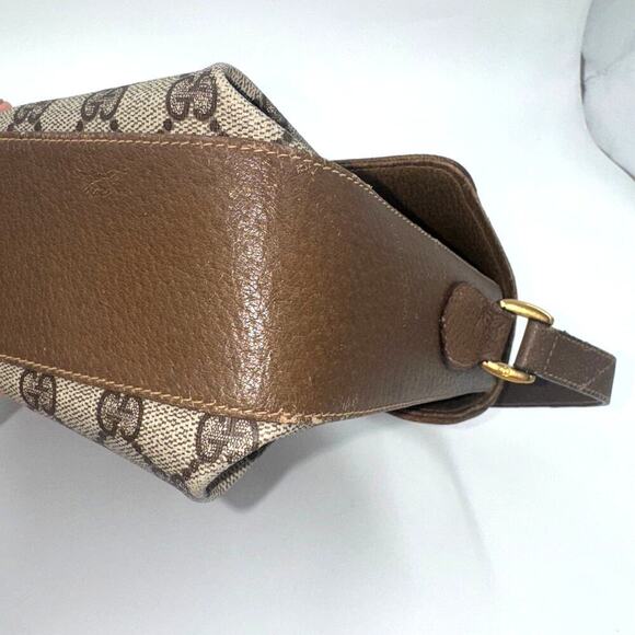 Gucci Vintage GG Monogram Supreme Sherry Line Flap Adjustable Crossbody Bag - Picture 5 of 16